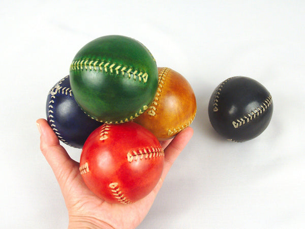 Set 5 Juggling Balls, Leather Balls, Gift for jugglers, Professional Juggler, Olympic Colors, Juggling Set, Circus Balls, Handmade Balls.