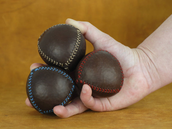 Set 3 leather juggling balls (4 piece), leather balls, for jugglers, chocolat leather