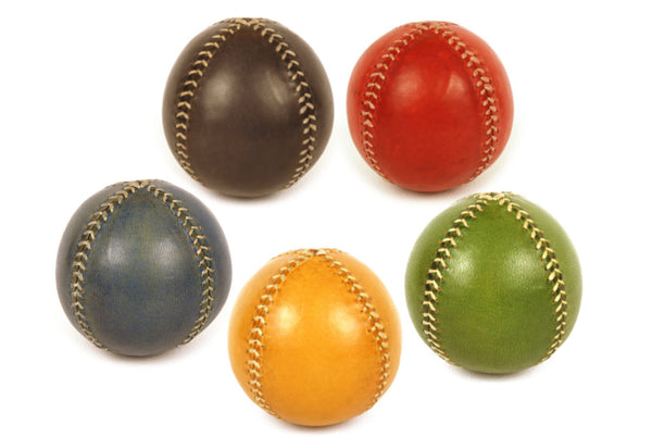 Set 5 Leather Juggling Balls, Gift for jugglers, Professional Juggler, Olimpic Colors.